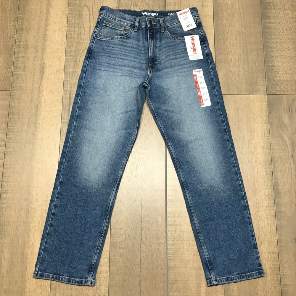 Wrangler Jeans Mens Size 32 X 30 Blue Straight Leg Regular Fit Cowboy Western